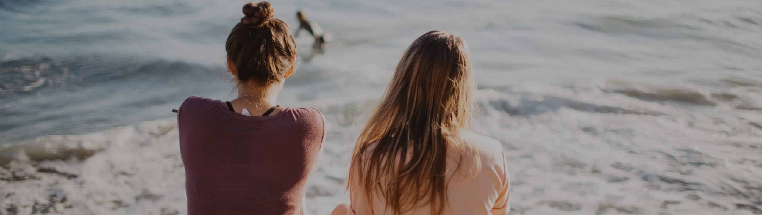 neighborhood-header-image girls on beach